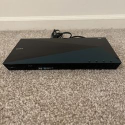 Sony BDP-S5100 3D Blu-ray Disc Player with Wi-Fi (2013 Model)