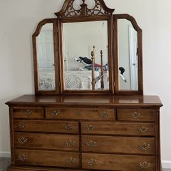 Vintage Solid Wood Dresser with TriFold Mirror - Ornate Pediment Top