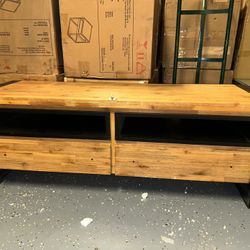 BRAND NEW- Tv stand 