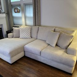 Couch Sofa With Oversized Chaise