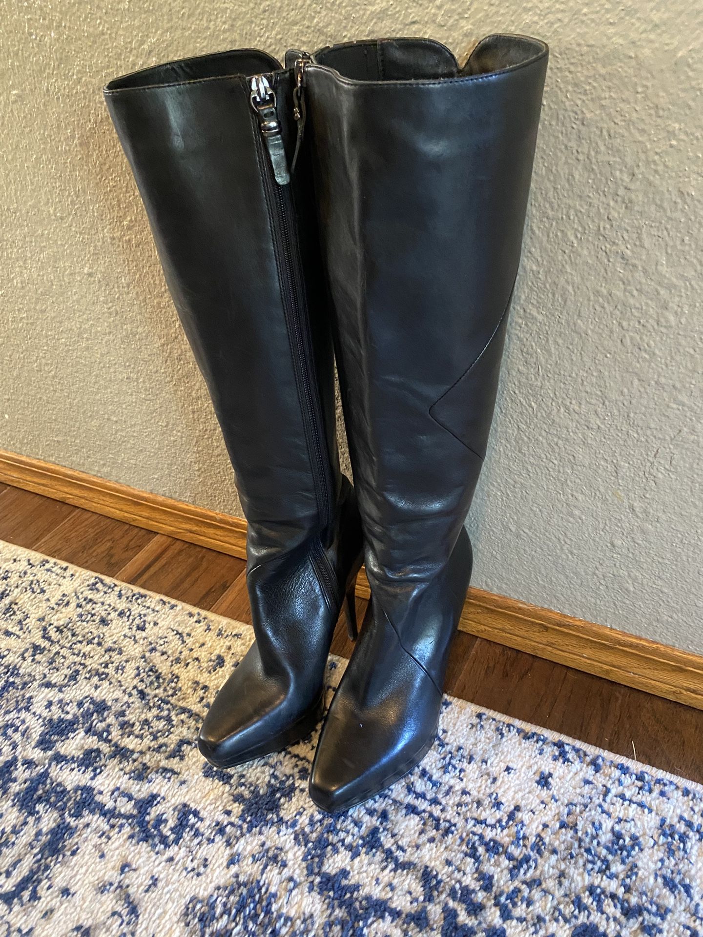 Via Spiga Womens Boots Size 5