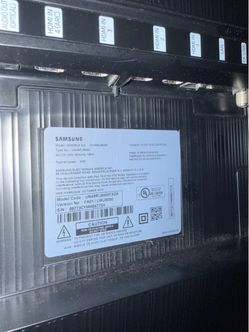 Samsung 49" 4K UHD Smart TV UN49RU8000F