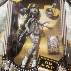 Cleo de nile Reel Drama Doll Monster High!!!