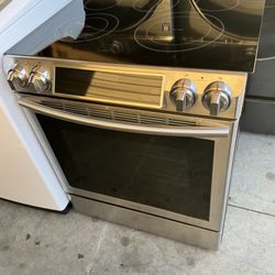 30 Inch Slide-In Electric Range with 5 Radiant Elements, 5.8 cu. ft. Oven Capacity, Dual Convection Cooking, Self Clean with Steam and Temperature Pro