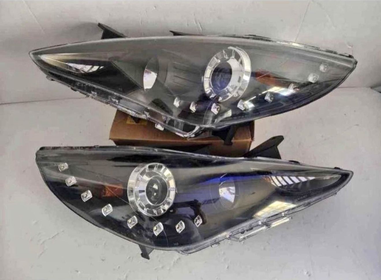 Hyundai Sonata 2011-2013 Headlights