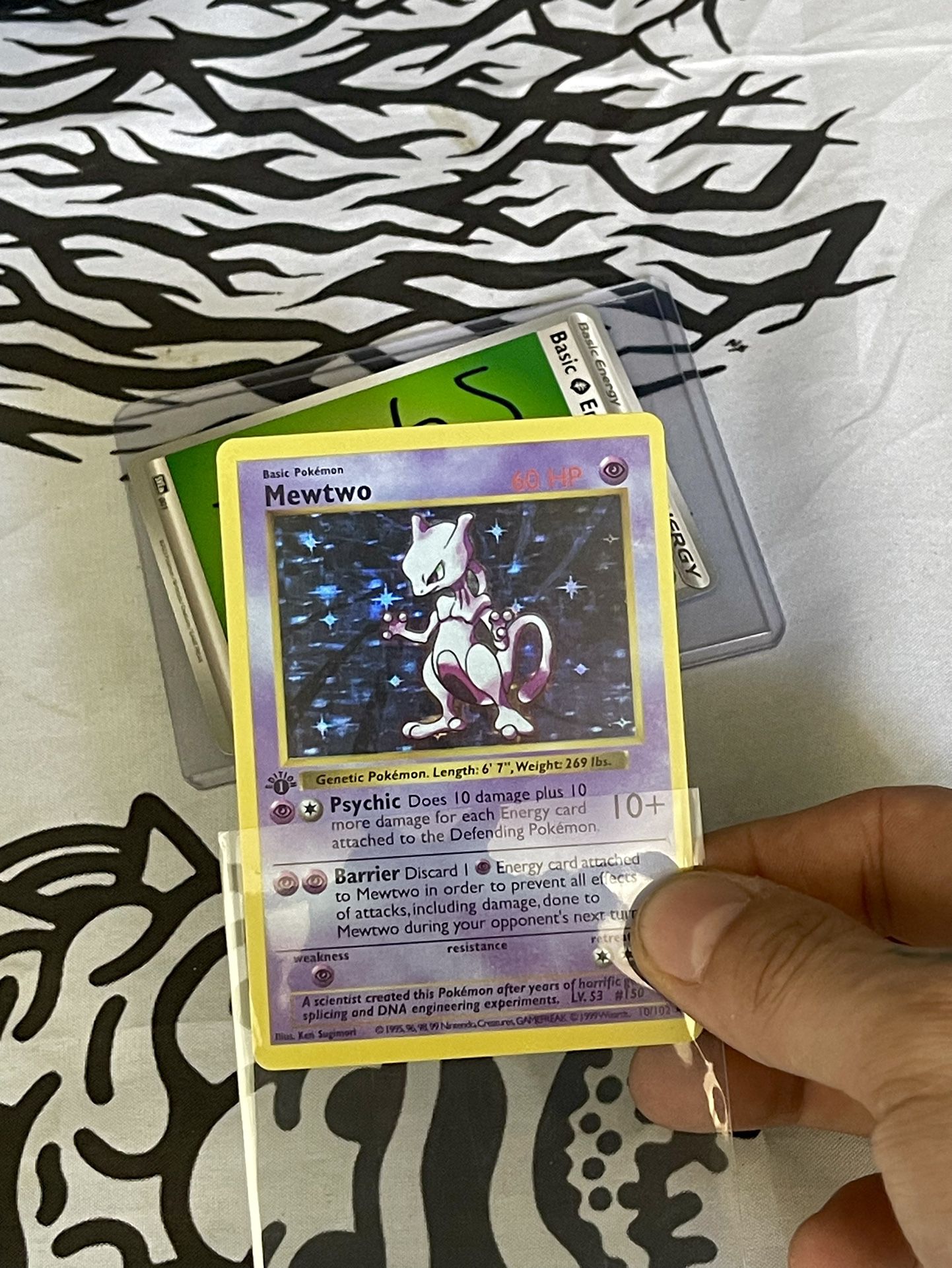 1st Edition Mewtwo 
