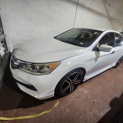 2016 Honda Accord 4cylender Sport 