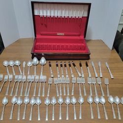 Oneida Community Morning Star Silverplate 60 Pc. 1948 with Serving Spoons Including Case Box 