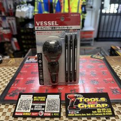 VESSEL 6-IN-1 Tool, Ball Grip Handle with Interchangeable / Reversible Bit Set