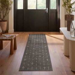 2'6" x 7' Ruggable Washable Alina Gray Runner Rug, Non-Slip