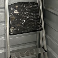 Step Ladder 