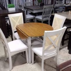 5 PC Round Dining Set With Two Leafs On Each Side 