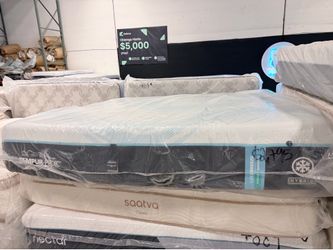 BIG SALE 💥King mattress Tempurpedic LuxeBreeze medium hybrid 2.0 💥 financing available $50 down payment