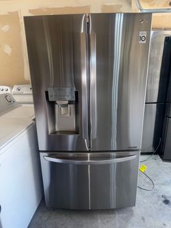 Refrigerador LG Everything working 3 Month warrwe deliver