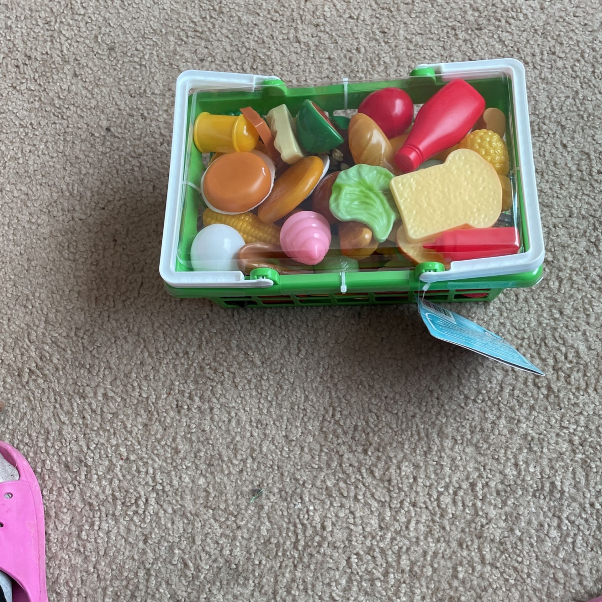New Kid Connection Play Food Set With Basket