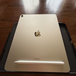 IPad Air 13 Inch with Apple pen