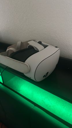 vr meta quest three