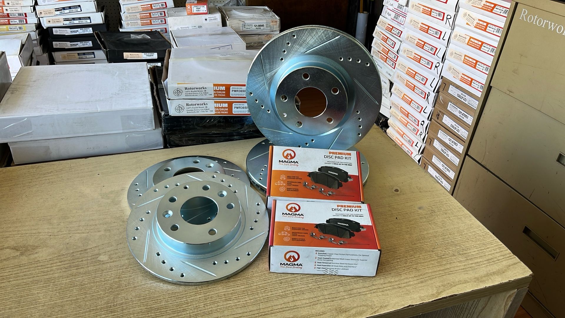 Mazda 3 14-18 Drill Slot Rotors Premium Ceramic Pads