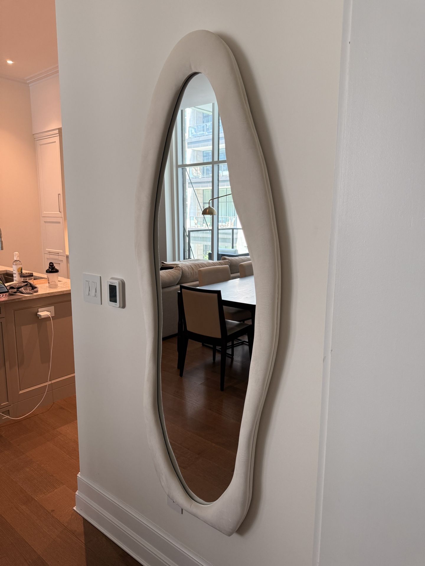 Stunning Oval Statement Mirror with Plush Velvet-Like Frame