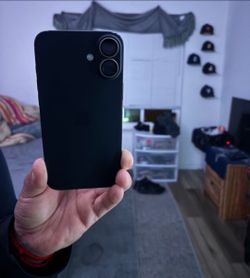 iPhone 16