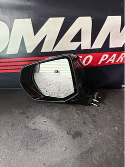 2025-2026 Chevy Tahoe Suburban mirror