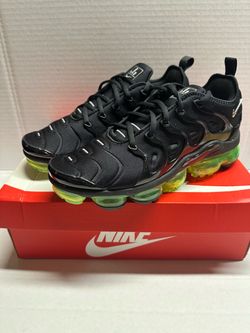 Vapor max plus size 9 men’s
