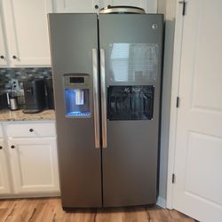 GE Refrigerator