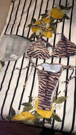 New size 6 SHEIN bathing suit