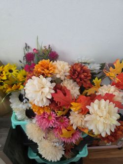 HUGE Wreath Making & Craft Supply Bundle – Flowers, Ribbon, Paint, Bow Maker & More