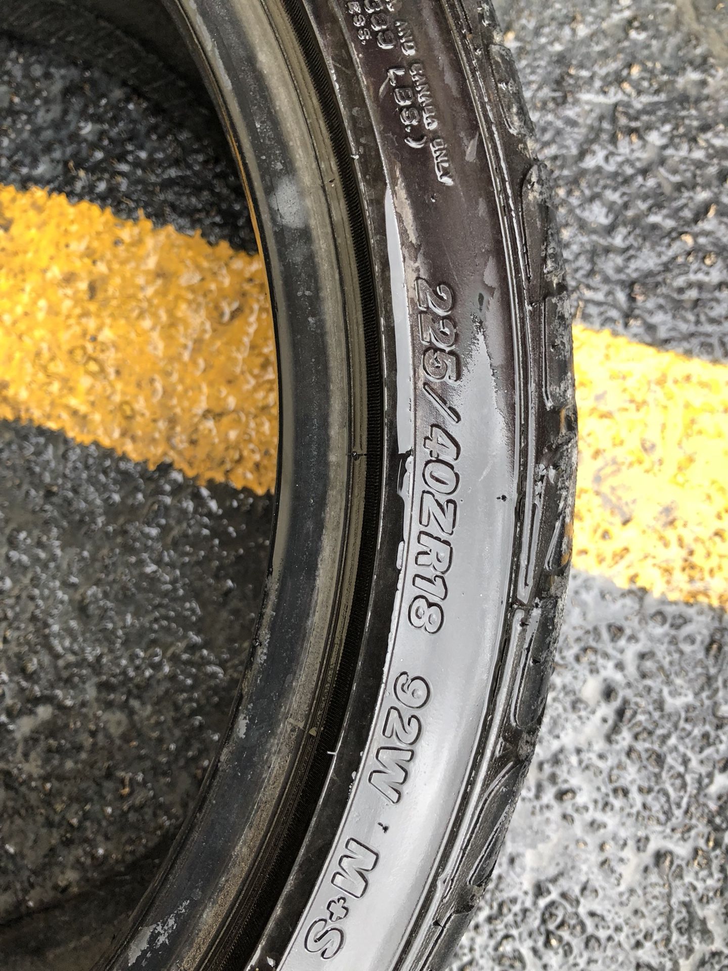 235 40 16 Tire
