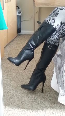 Steve Madden Leather Boots 7