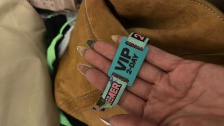 HARD SUMMER SUNDAY VIP TICKET