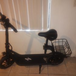 Scooter Electric