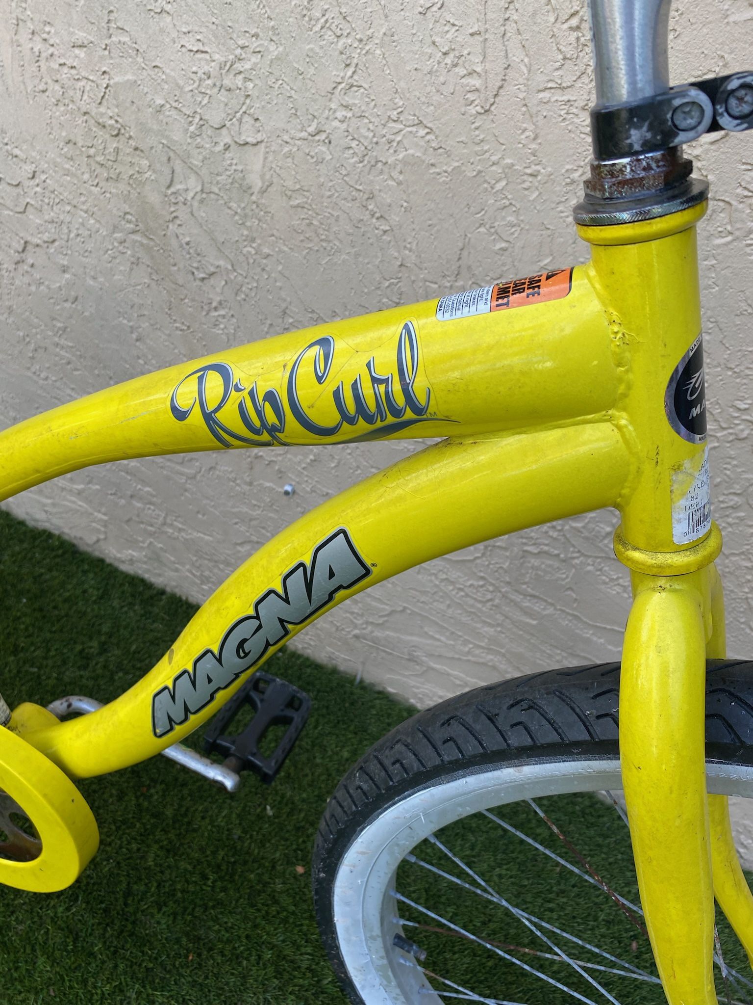 26 Magna Rip Curl Beach Cruiser Bike Bicycle See My Items for Sale in Fort Lauderdale FL OfferUp