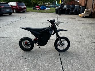 Black Electric Dirt Bike-top speed 30mph