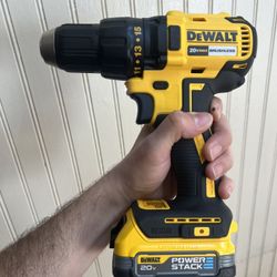 Dewalt Brushless 1/2” Drill And Power Stack Battery 🔋 And Charger 🔌 Brand New!