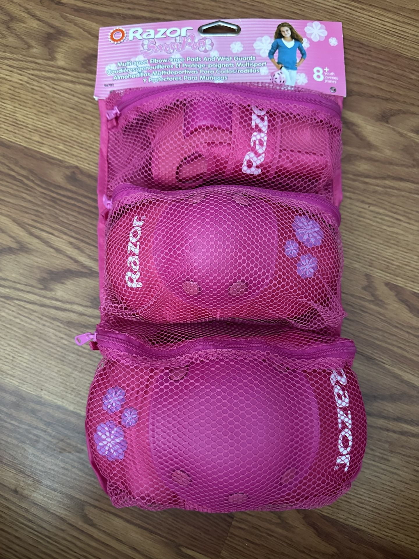 Razor Multi sport Pads 