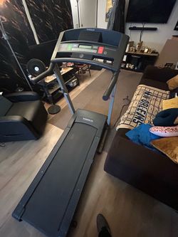 Weslo Cadence G 5.9 folding treadmill