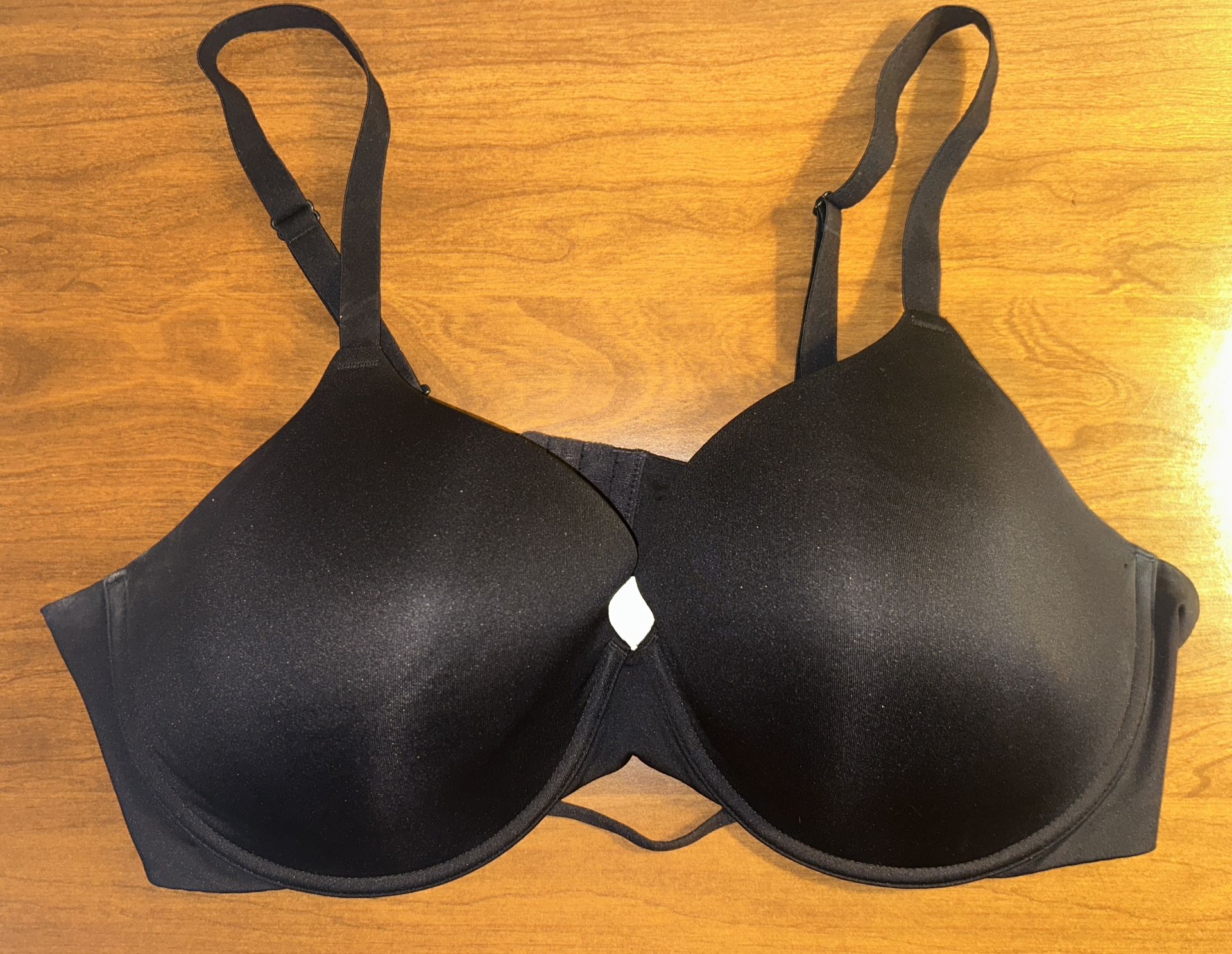 Like New! Women’s Full Coverage Bra - HANES 3XL