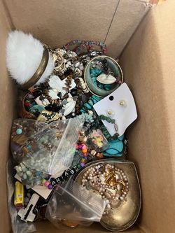 Jewelry box