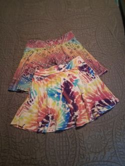 Girls Place Skorts - size s/p - 5/6 (2)