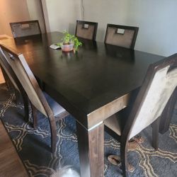 Dinning Table 500 OBO