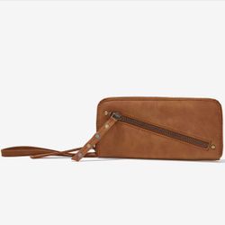 Free People Wallet/Wrislet purse- like new