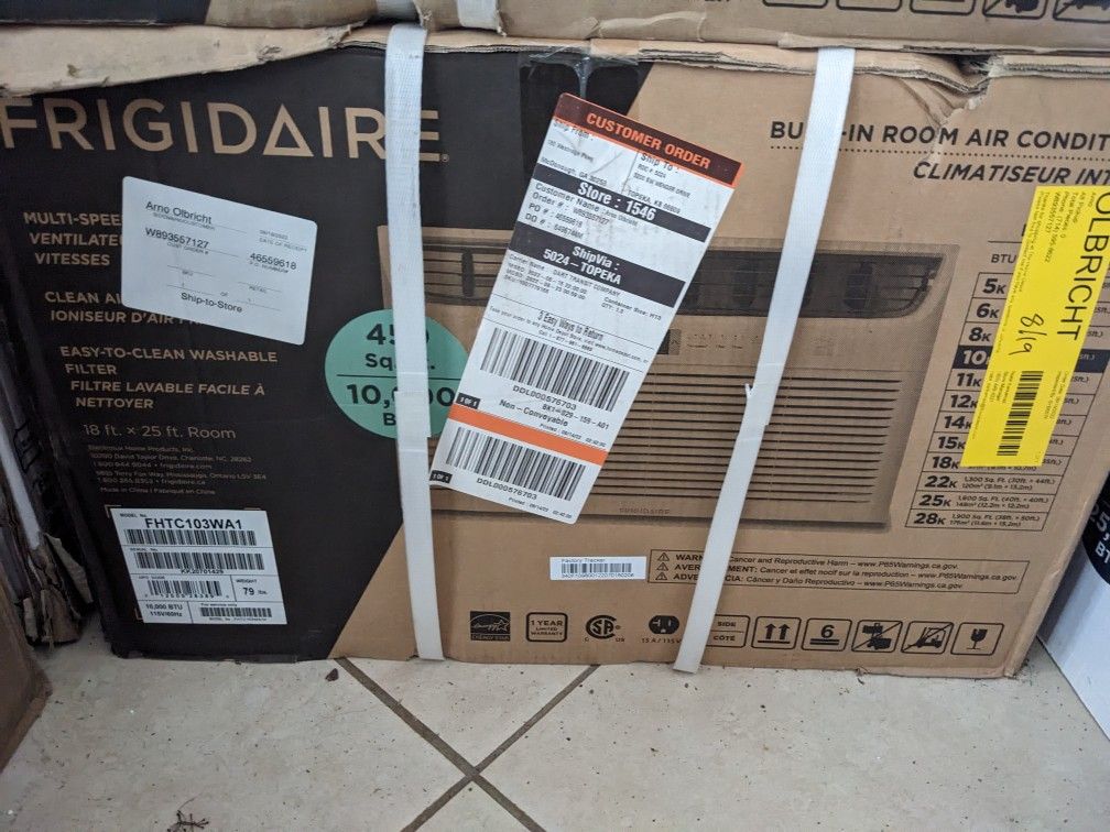 Brand New 10,000 BTU (In Wall AC Unit) Not For Window