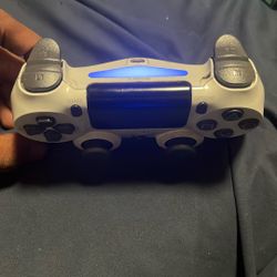 PS4 Controller 