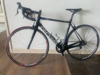 54cm Cervelo R3 carbon fiber road bike