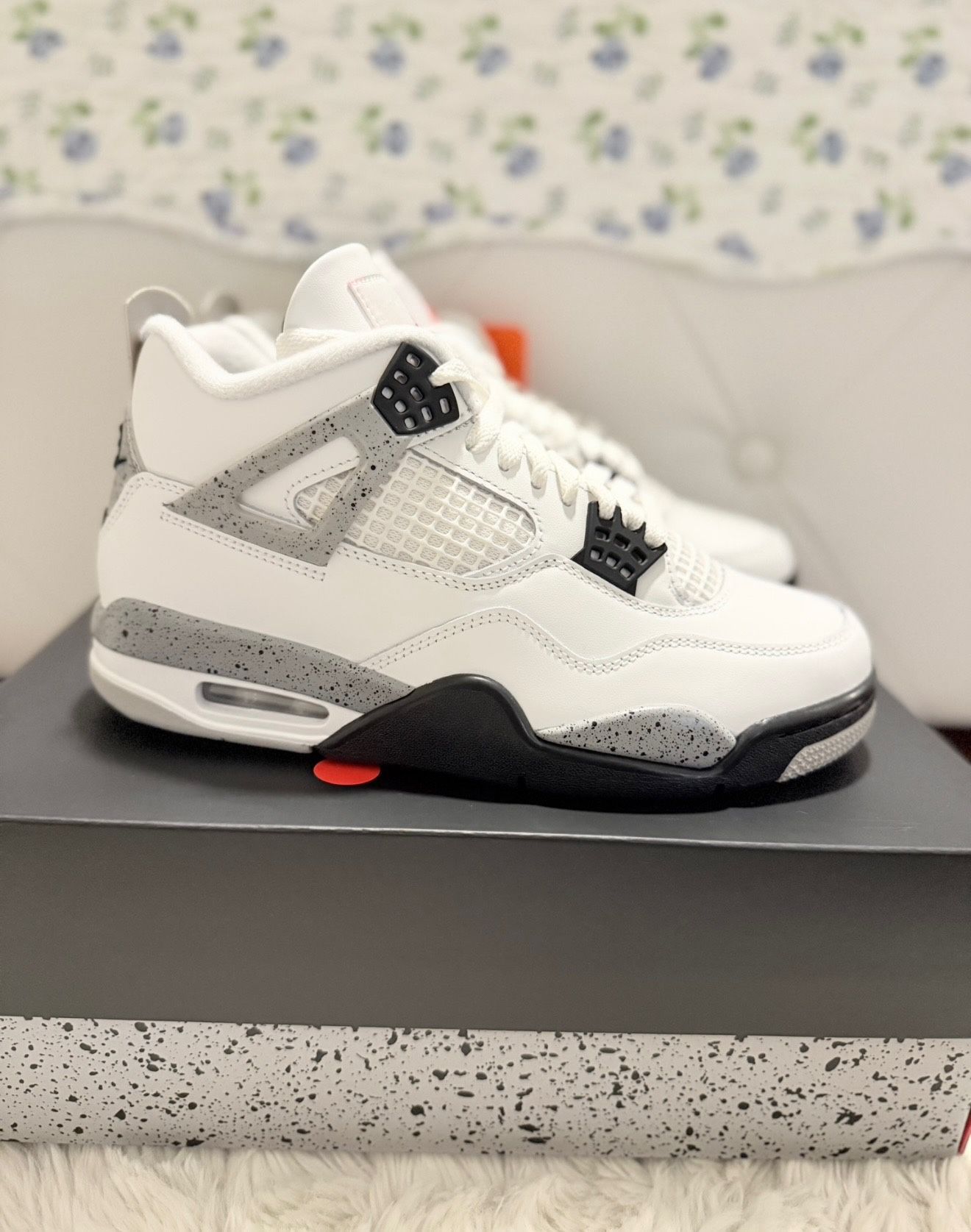 Air Jordan 4 Retro
