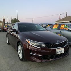 2018 KIA Optima