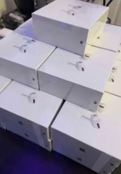 AirPods lmk