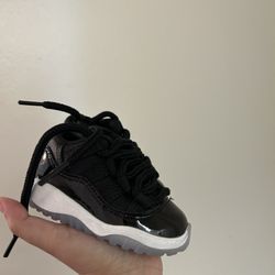 baby jordan 11 retro 4c